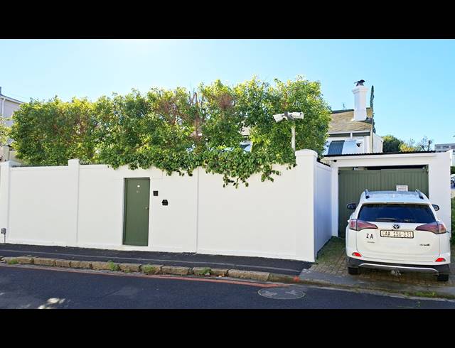 3 bed property to rent in RONDEBOSCH